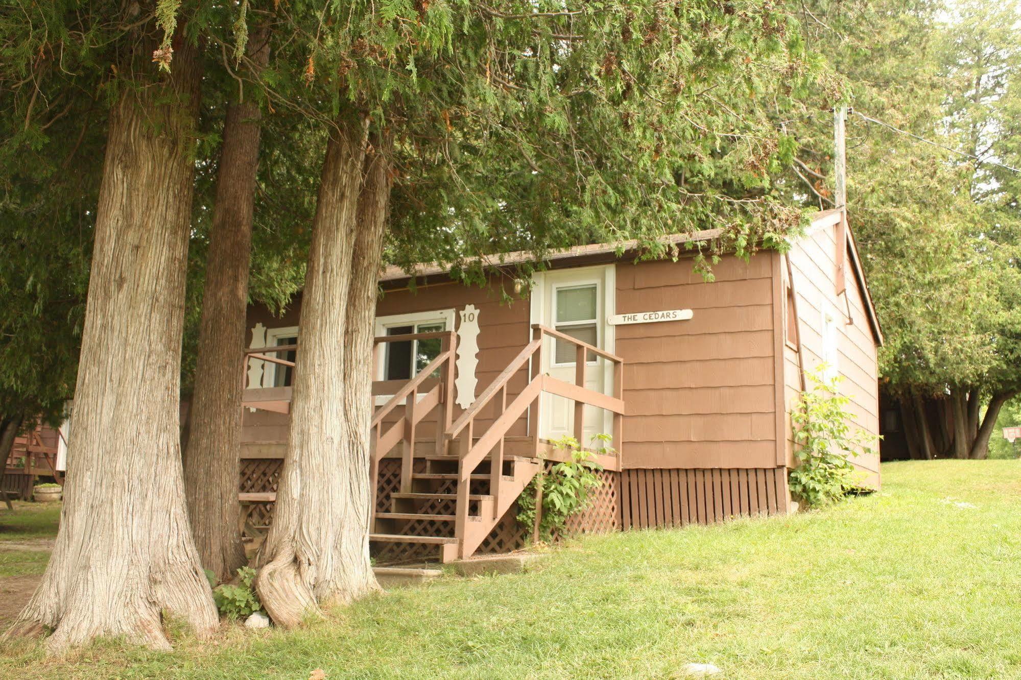 Lake Dalrymple Resort Lagoon City Екстериор снимка